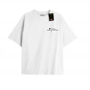 Beyaz Oversize T-shirt minimal Özel tasarım
