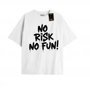 Beyaz Oversize T-shirt norisknofun Özel tasarım