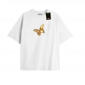 Beyaz Oversize T-shirt sarı kelebek Özel tasarım