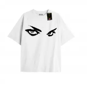 Beyaz Oversize T-shirt sert bakış göz Özel tasarım