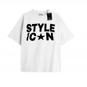 Beyaz Oversize T-shirt style Özel tasarım