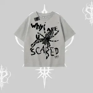 Beyaz Oversize Tişört Why are u Scared