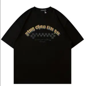 Beyaz Pixel Karikatür Baskılı Bisiklet Yaka Oversize Erkek Tişört