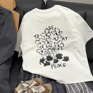 Beyaz Sanatsal Baskı Beyaz Bahar, Yeni Sle Fit Ort Sve Yuvarlak Ne Üst Gra