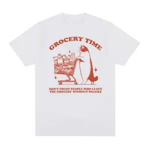 Beyaz Sevimli Kedi Bakkal Zamanı Komik MemeYaz T-s