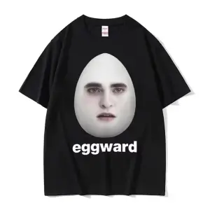Beyaz Sıcak Alacakaranlık Eggward Komik Meme Edward Cullen Parodi Mizah Tshirt