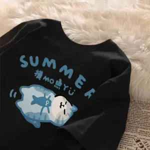 Beyaz Yaz Japon Karikatür Retro Trend Eğlenceli Sevimli Balık Uyku Yavru Baskı Çift Gevşe