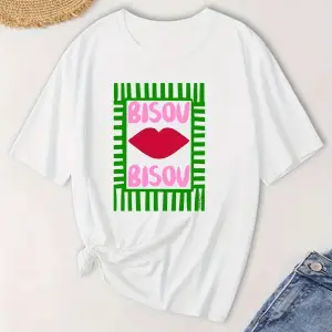 Beyaz Yeşil Çizgili Dudaklar Harfler Baskılı Yuvarlak Yaka günlük Grafik T