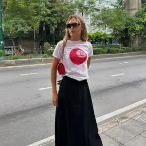 Bilardo Topu Baskılı Pamuklu Tişört T-shirt Beyaz