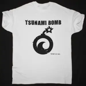 BIOHAZARD NYC SEWER NEW BLACK T-SHIRT ÖN BASKILI