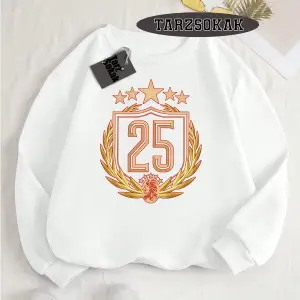 Biskilet Yaka Sweatshirt Beyaz 5 KUPALI 5 Yıldızlı Özel Tasarım