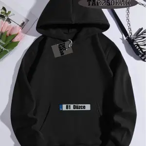 Biskilet Yaka Sweatshirt Beyaz 81 Düzce Özel Tasarım Plaka Detaylı