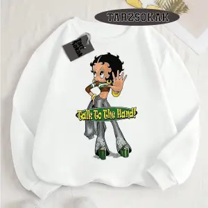 Biskilet Yaka Sweatshirt Beyaz Betty Boop Özel Tasarım