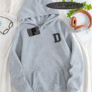 Biskilet Yaka Sweatshirt Beyaz D HARFİ İSME Özel Tasarım