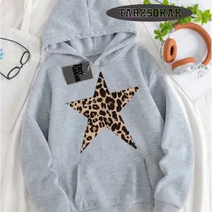 Biskilet Yaka Sweatshirt Beyaz Leopar Yıldız Özel Tasarım