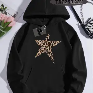 Biskilet Yaka Sweatshirt Beyaz Leopar Yıldız Özel Tasarım