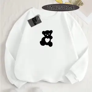 Biskilet Yaka Sweatshirt Beyaz TATLI AYI Özel Tasarım