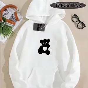 Biskilet Yaka Sweatshirt Beyaz TATLI AYI Özel Tasarım