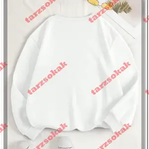 Biskilet Yaka Sweatshirt Beyaz Y HARFİ İSME Özel Tasarım