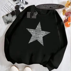 Biskilet Yaka Sweatshirt Beyaz YILDIZ DESENLİ Özel Tasarım