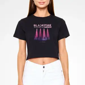 Black Pink Baskılı Kadın Siyah Crop Top Tişört