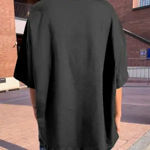 Blooming Vitality Baskılı Beyaz Oversize Tişört