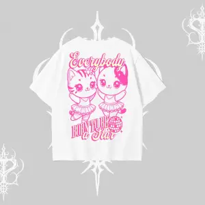 Born to Be a Star Yazılı Sevimli Kedi Arka Baskılı Oversize Tshirt