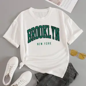 Büyük Beden Beyaz Brooklyn New York Kırmızı Baskılı Oversize Unisex Pamuklu