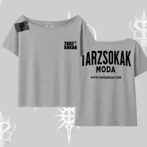 Cafe - Butik - Galeri vb işyerlerine  Kadın KAYIK YAKA T-shirt