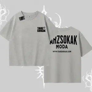 Cafe - Butik - Galeri vb işyerlerine  UNİSEX OVERSİZE T-shirt