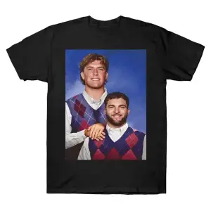 Cam Skattebo ve Jaxson Dart Step Brothers New York Futbol Taraftarı T-shirt Erkekler Kadınlar