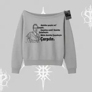Çarpılır mı? Çarpılmıştır. Kayık Yaka Sweatshirt