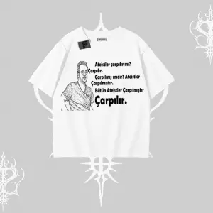 Çarpılır mı? Çarpılmıştır. Oversize Tshirt