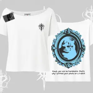 Çerçeveli Kedi Baskılı Kayık Yaka Tshirt