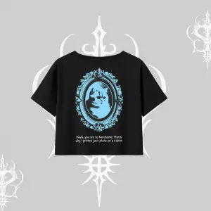 Çerçeveli Kedi Baskılı Oversize Crop Tshirt