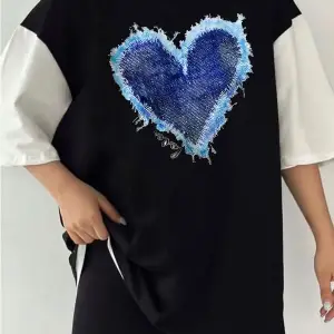 Çift Renk KALP Baskılı Unisex Tshirt