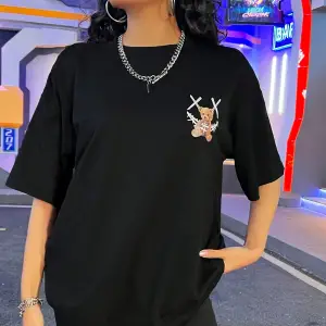 Coolane Gülümseyen Teddy Bear Sırtlı Baskılı Tişört