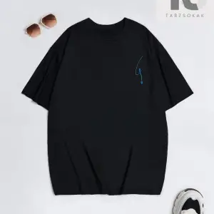 Coolane Harfli Grafik Düşük Omuzlu Tişört