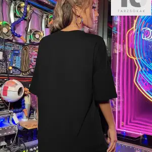 Coolane Katı Düşük Omuz Büyük Boy Tişört