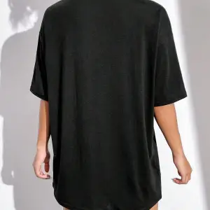 Coolane Motosiklet ve Harf Grafikli Düşük Omuz Oversize Tişört