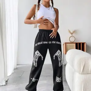Coolane Skeleton Hand & Letter Graphic Elastic Waist 4 Mevsim Eşofman