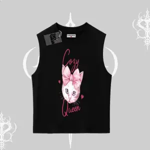 Cozy Queen Kedi Baskılı Kolsuz Tshirt