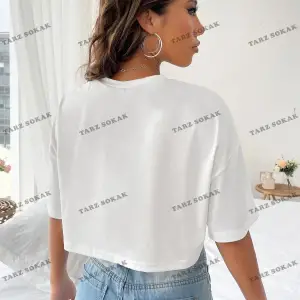 Crop CKOD-232913 Araba ve Harf Grafikli Düşük Omuz