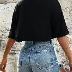 Crop CKOD-232913 Wings & Letter Grafikli Düşük Omuz Kısa