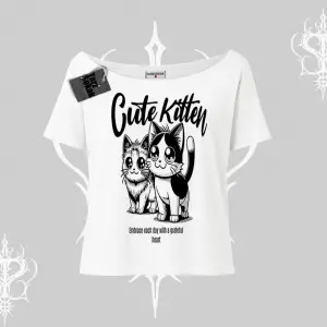 Cute Kitten Yazılı Sevimli Kedi Baskılı Kayık Yaka Tshirt