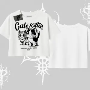 Cute Kitten Yazılı Sevimli Kedi Baskılı Oversize Crop Tshirt