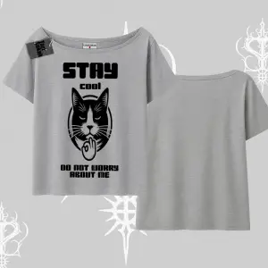 Cuteness Overload Kedi Baskılı Kayık Yaka Tshirt