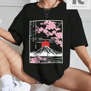 Dağ ve Çiçek Desenli Düşük Omuz Tişört