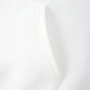 Dağ ve Slogan Grafikli Kanguru Cepli İpli Kapüşonlu Üst Beyaz