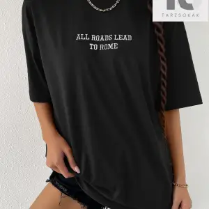 Damla Omuz Sloganlı Nakışlı Tişört